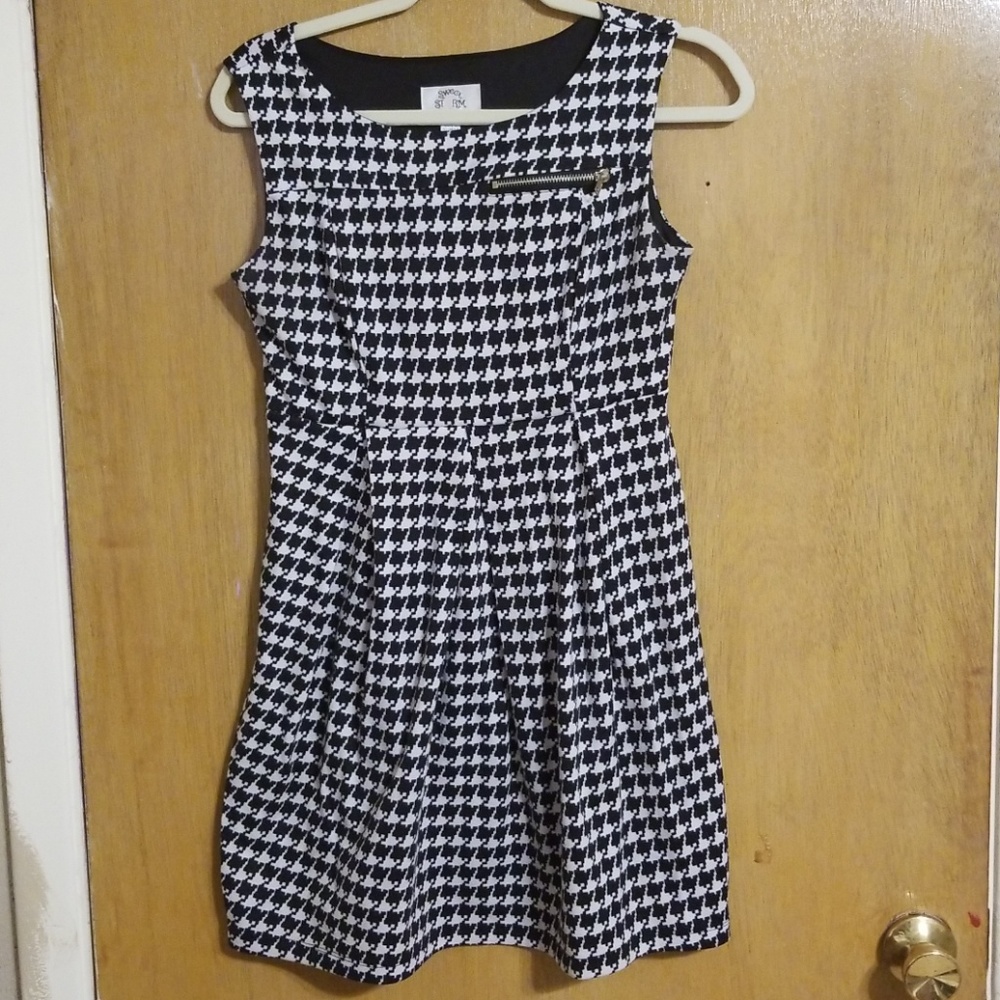 Cute geometric Dress